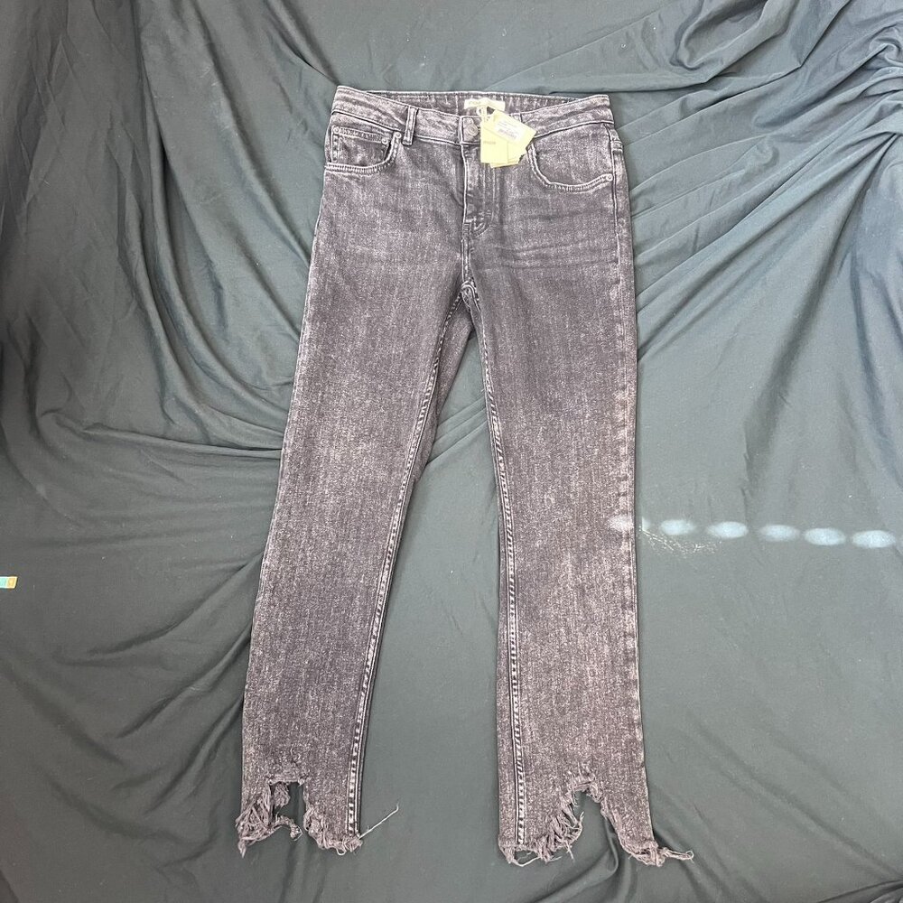 NWT MAJE PACHAFRAN HR STRAIGHT CUT JEANS WITH RAW HEM IN ANTHRACITE SZ 38FR 6US - Picture 3 of 6